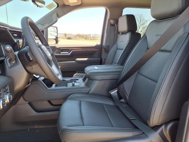 2025 GMC Sierra 2500 HD Vehicle Photo in Denton, TX 76205