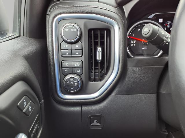 2021 Chevrolet Silverado 1500 Vehicle Photo in Oshkosh, WI 54904