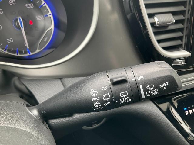 2025 Chrysler Pacifica Vehicle Photo in Oshkosh, WI 54901