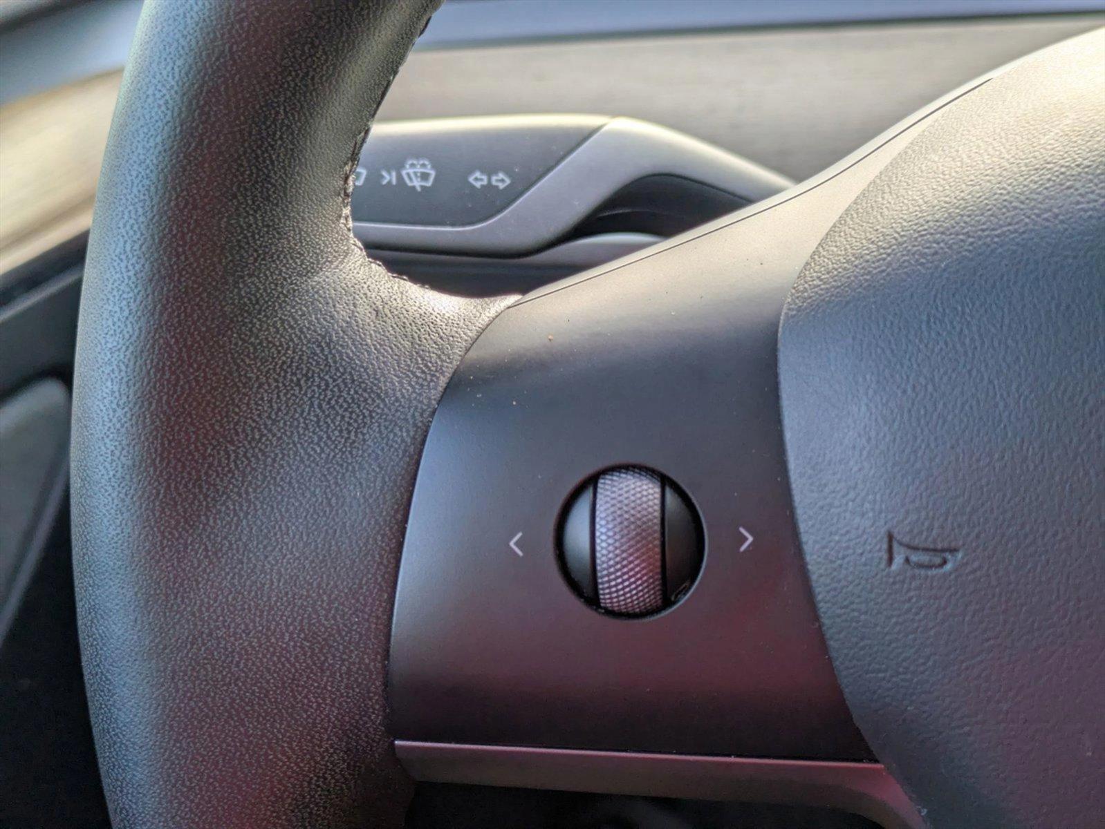2022 Tesla Model Y Vehicle Photo in WEST PALM BEACH, FL 33407-3296