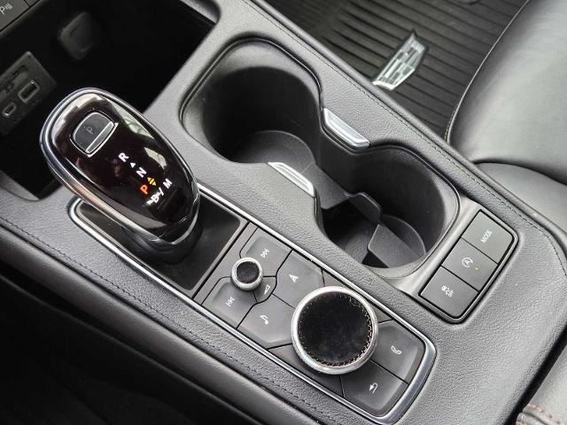 2022 Cadillac XT4 Vehicle Photo in DENTON, TX 76210-9321