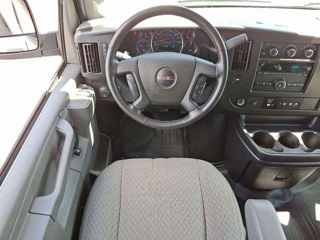 2023 GMC Savana Passenger 3500 Vehicle Photo in DANBURY, CT 06810-5034