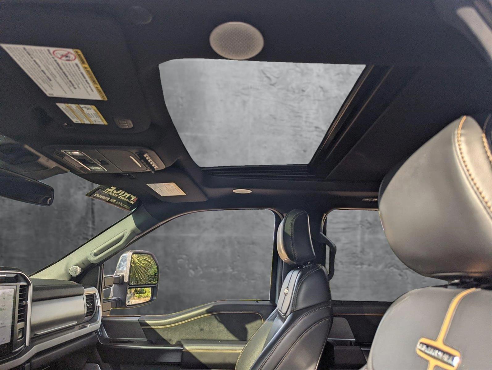 2024 Ford Super Duty F-350 SRW Vehicle Photo in Jacksonville, FL 32256