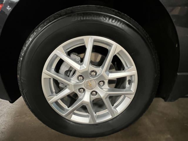 2022 Chevrolet Equinox Vehicle Photo in Roslyn, NY 11576