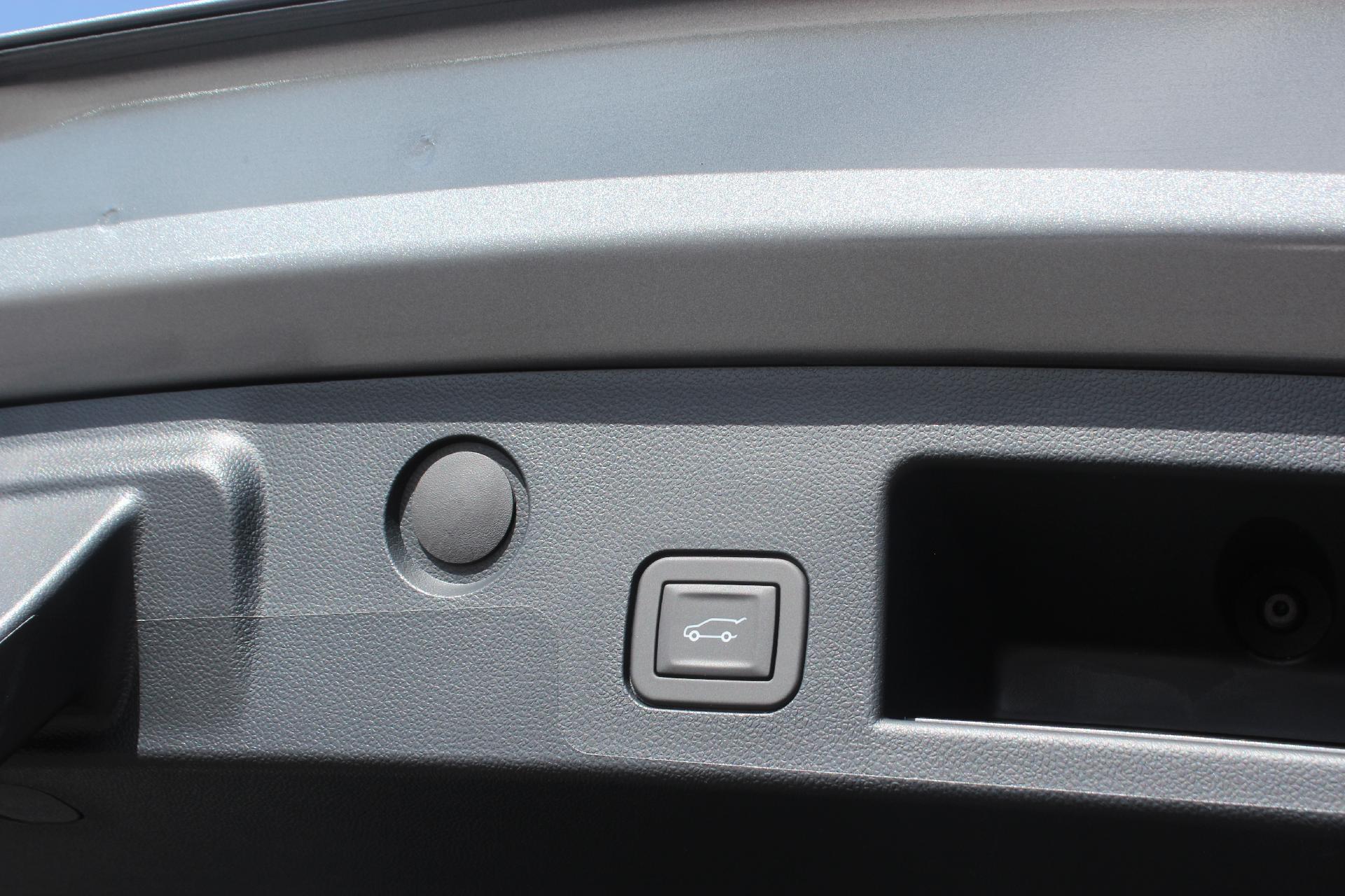 2026 GMC Terrain Vehicle Photo in AURORA, CO 80012-4011