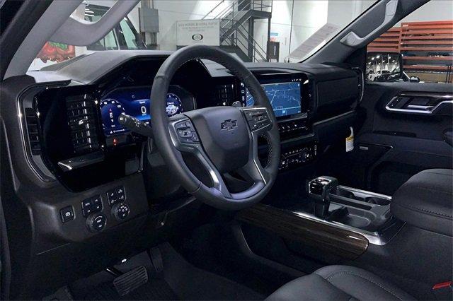 2025 Chevrolet Silverado 1500 Vehicle Photo in KANSAS CITY, MO 64114-4502