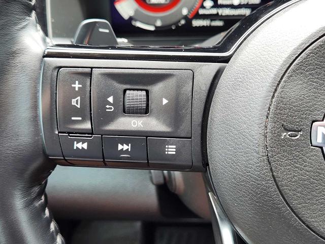 2022 Nissan Pathfinder Vehicle Photo in DENTON, TX 76210-9321