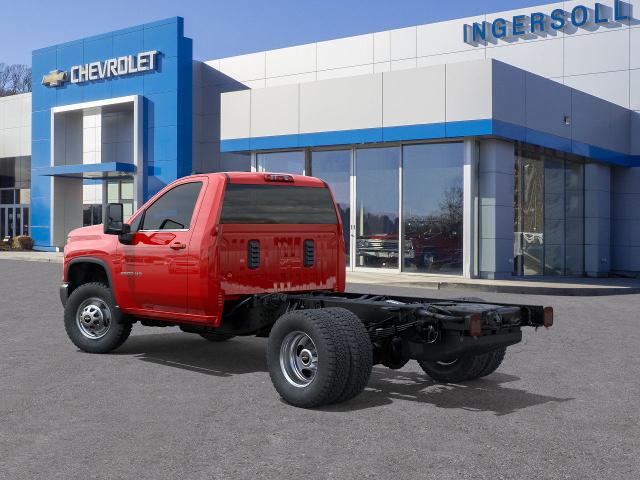 2025 Chevrolet Silverado 3500 HD Chassis Cab Vehicle Photo in DANBURY, CT 06810-5034