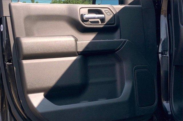 2025 Chevrolet Silverado 1500 Vehicle Photo in KANSAS CITY, MO 64114-4502