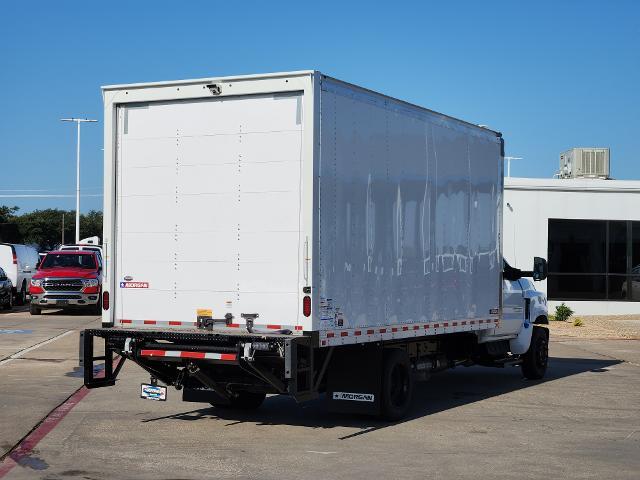 2024 Chevrolet Silverado Chassis Cab Vehicle Photo in LEWISVILLE, TX 75067