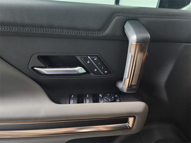 2025 GMC HUMMER EV Pickup Vehicle Photo in PRESCOTT, AZ 86305-3700