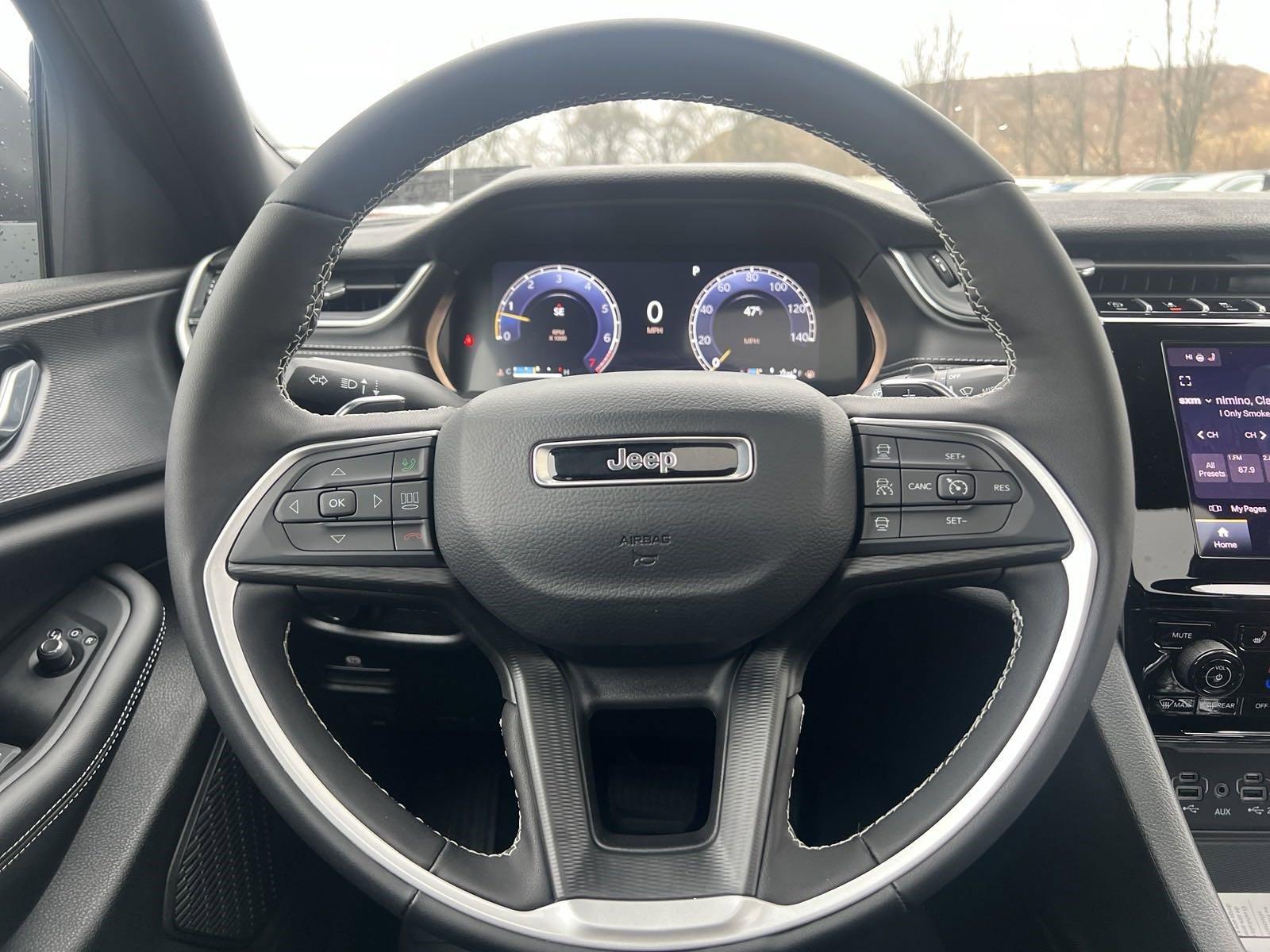 2025 Jeep Grand Cherokee L Vehicle Photo in Mechanicsburg, PA 17050-1707