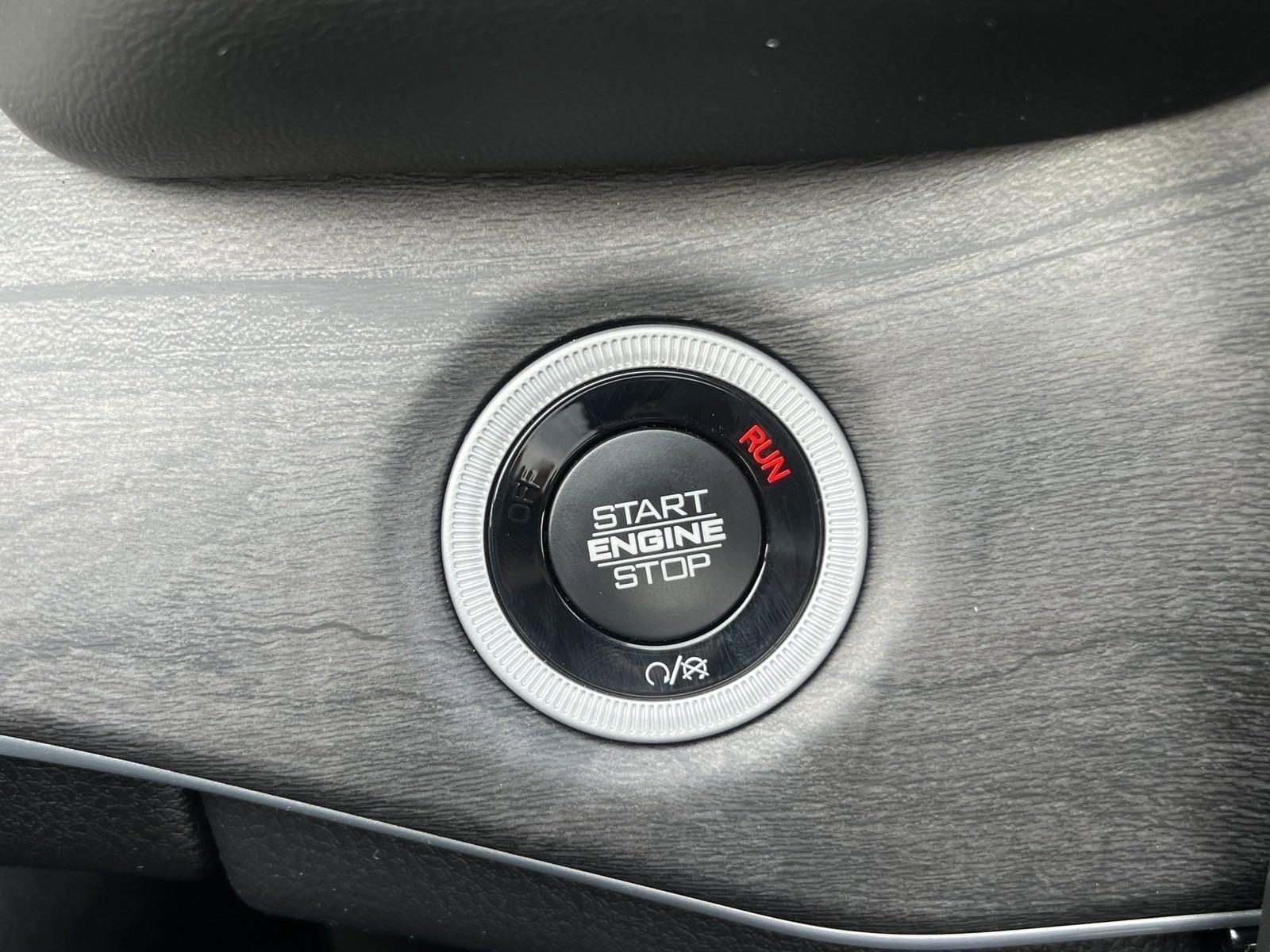 2025 Jeep Grand Cherokee L Vehicle Photo in Mechanicsburg, PA 17050-1707