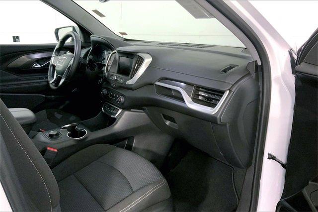 2024 GMC Terrain Vehicle Photo in KANSAS CITY, MO 64114-4502