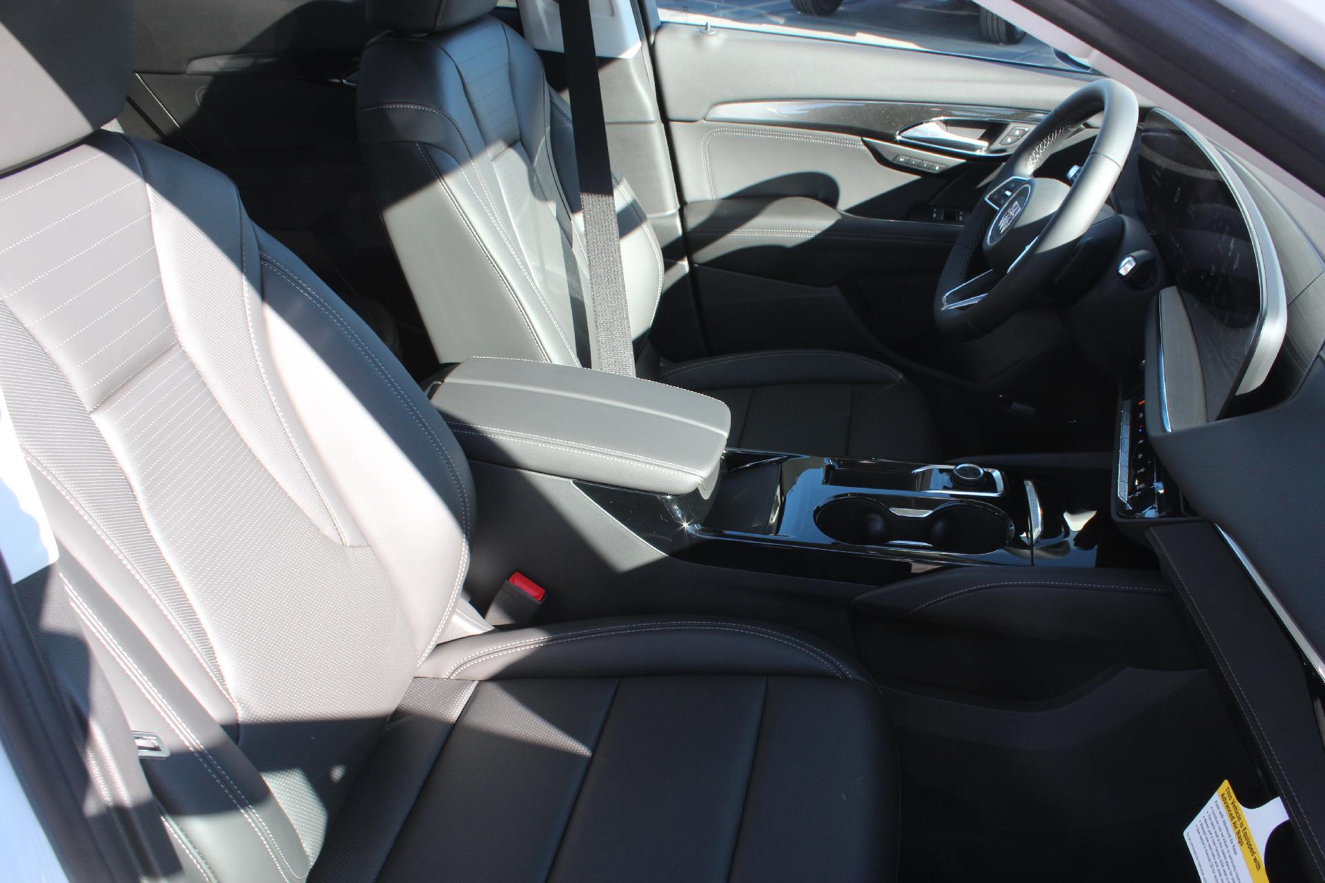 2025 Buick Envision Vehicle Photo in AURORA, CO 80012-4011