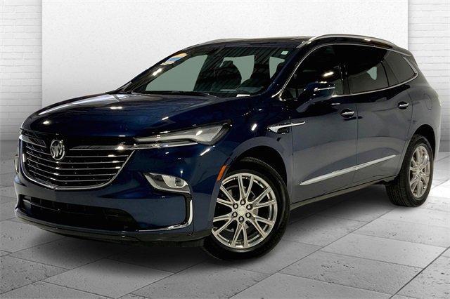 2022 Buick Enclave Vehicle Photo in TOPEKA, KS 66609-0000
