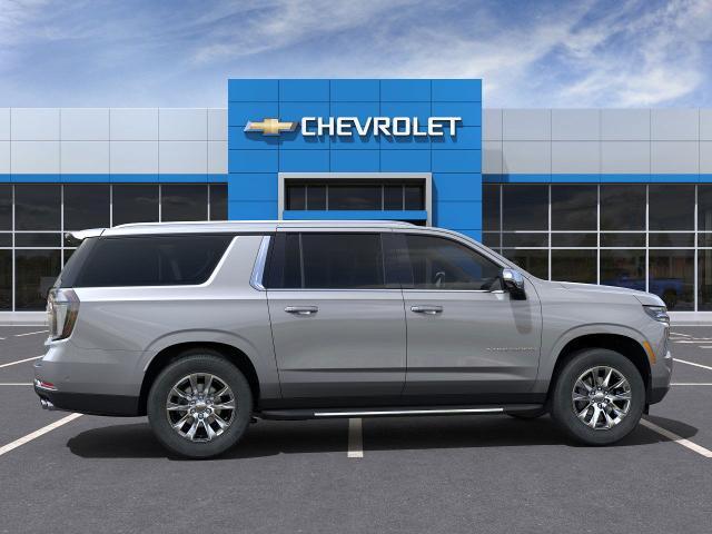 2025 Chevrolet Suburban Vehicle Photo in GILBERT, AZ 85297-0446