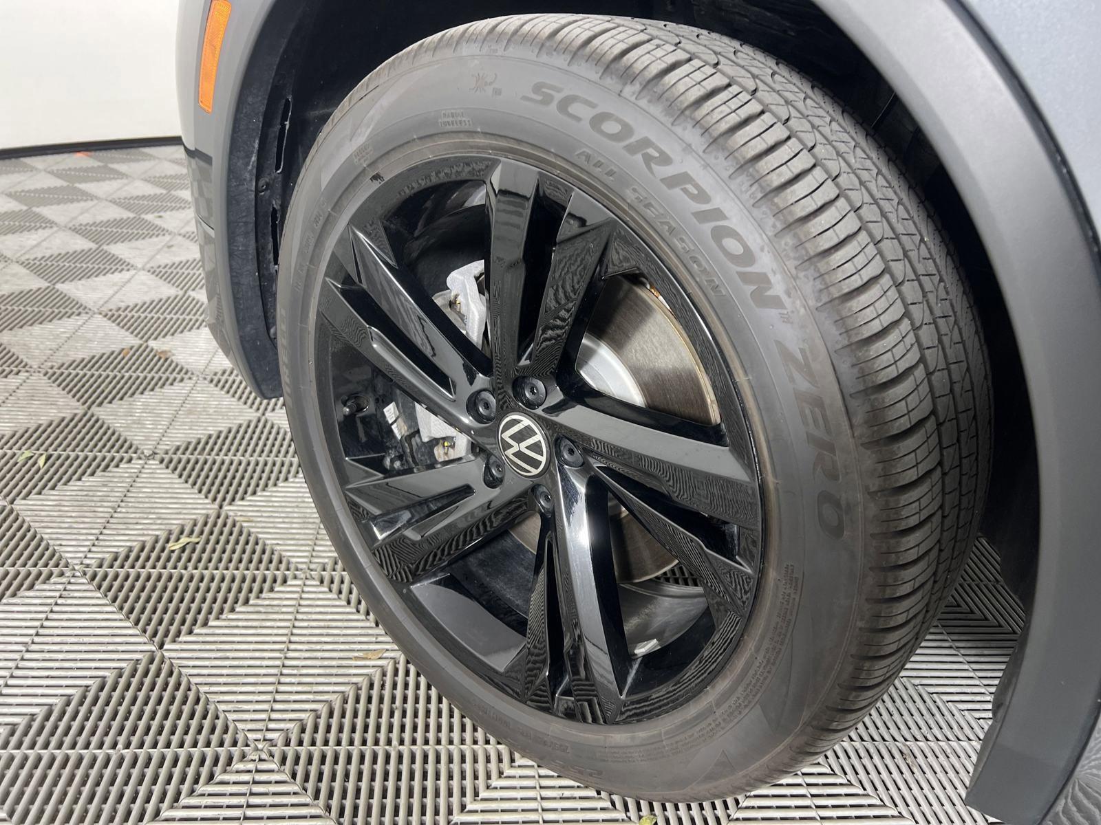 2024 Volkswagen Tiguan Vehicle Photo in Georgetown, TX 78626