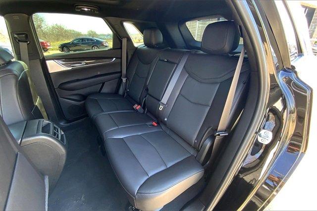 2025 Cadillac XT5 Vehicle Photo in KANSAS CITY, MO 64114-4545
