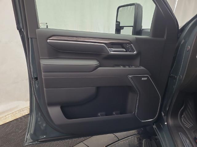 2025 Chevrolet Silverado 2500 HD Vehicle Photo in THOMPSONTOWN, PA 17094-9014