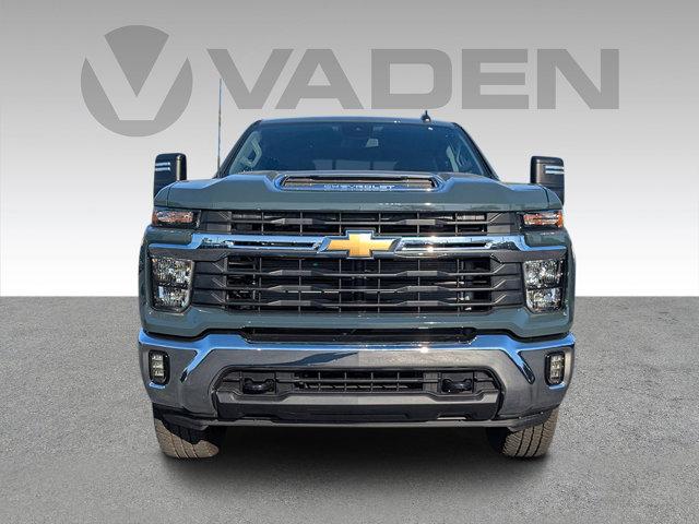 2025 Chevrolet Silverado 2500 HD Vehicle Photo in BRUNSWICK, GA 31525-1881