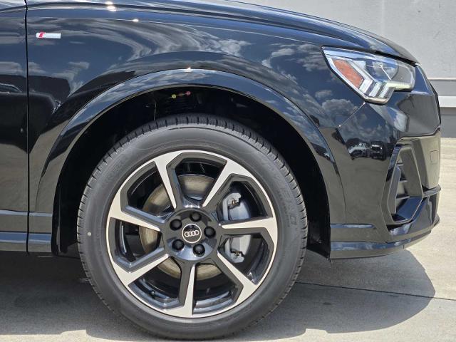 2025 Audi Q3 Vehicle Photo in SUGAR LAND, TX 77478