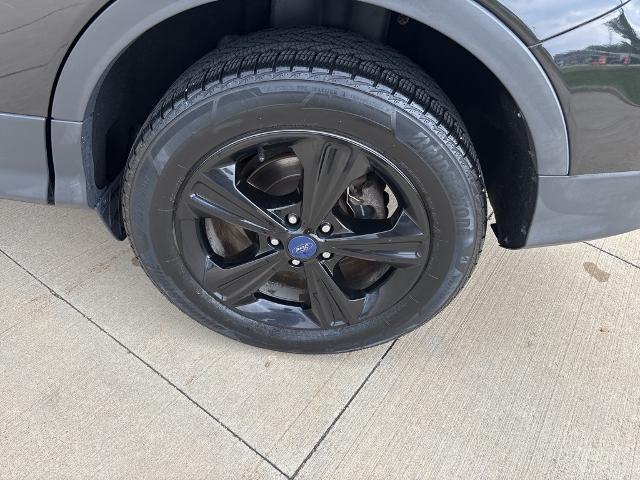 2015 Ford Escape Vehicle Photo in Peoria, IL 61615