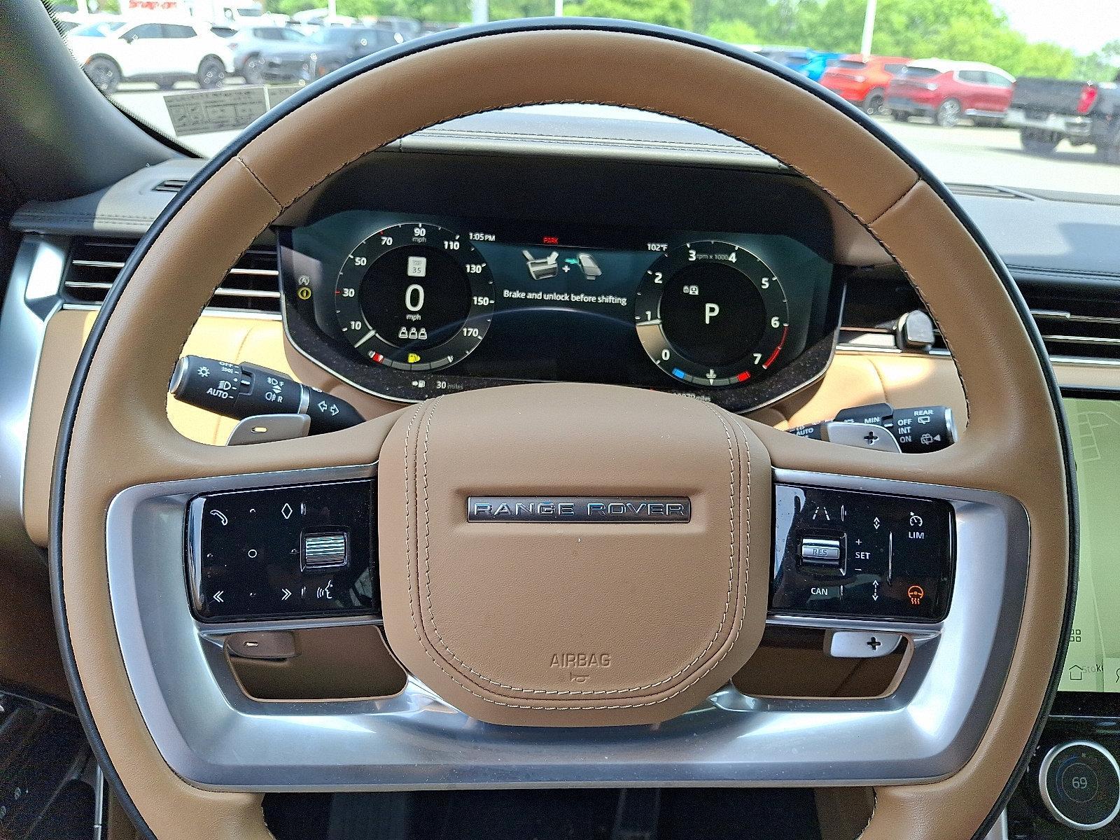 2023 Land Rover Range Rover Vehicle Photo in BETHLEHEM, PA 18017-9401