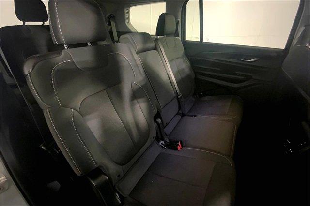 2023 Jeep Grand Cherokee L Vehicle Photo in KANSAS CITY, MO 64114-4502