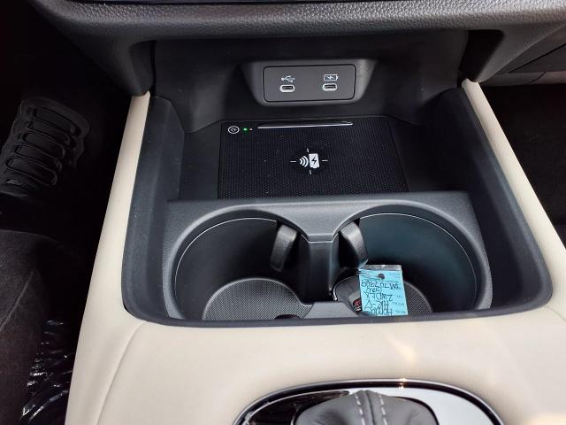 2026 Honda HR-V Vehicle Photo in Oshkosh, WI 54904