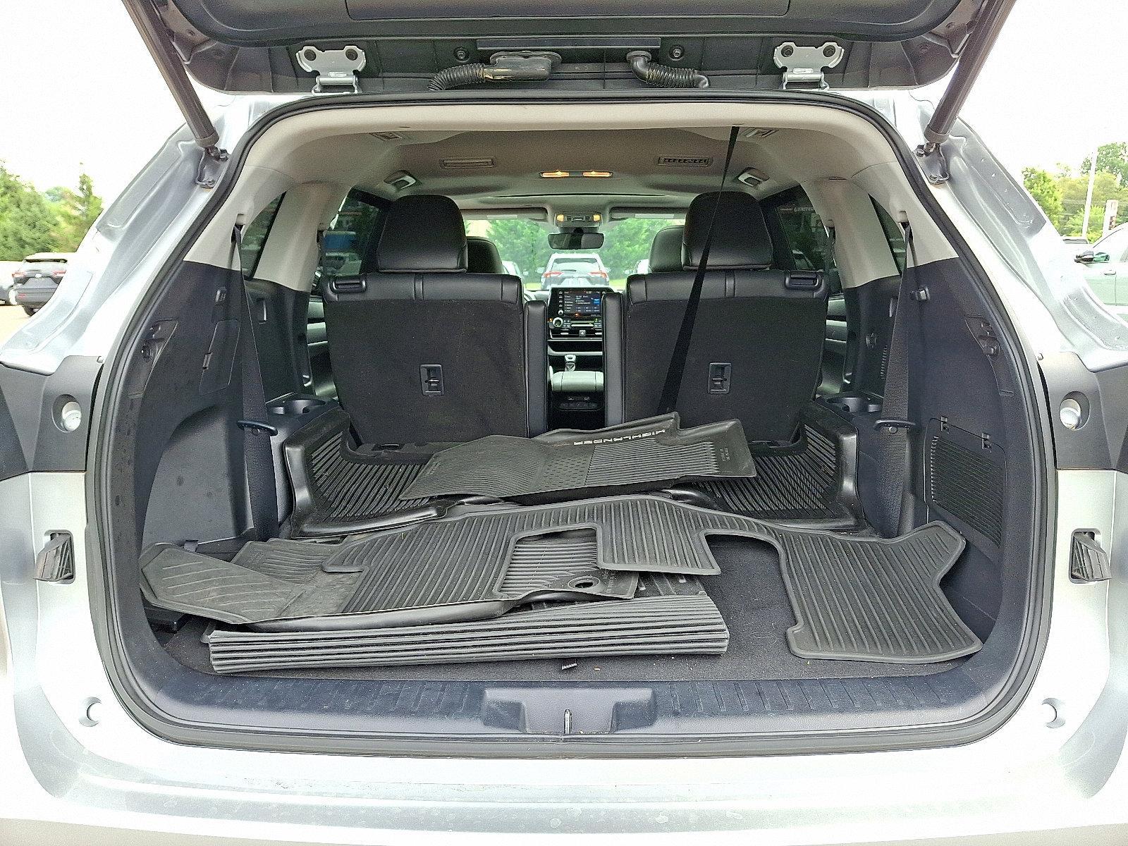 2021 Toyota Highlander Vehicle Photo in Trevose, PA 19053
