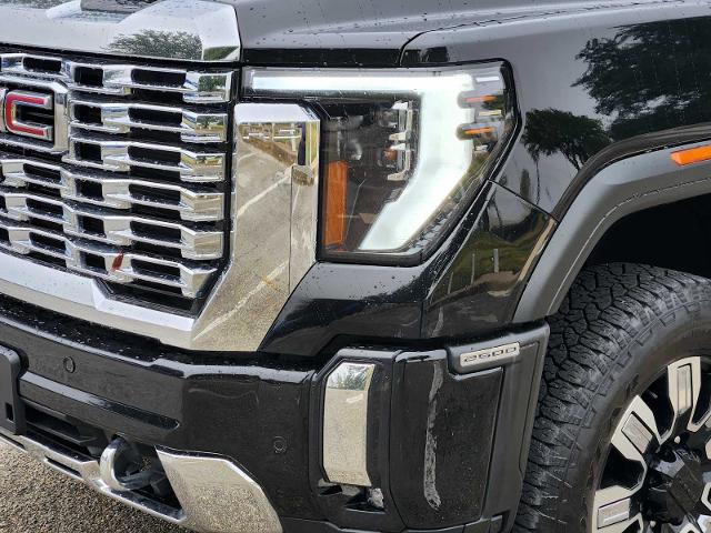2024 GMC Sierra 2500 HD Vehicle Photo in DENTON, TX 76210-9321