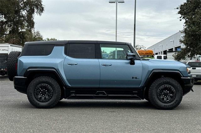 2024 GMC HUMMER EV SUV Vehicle Photo in ELK GROVE, CA 95757-8703