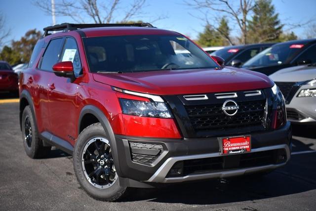 2025 Nissan Pathfinder Vehicle Photo in Ballwin, MO 63011