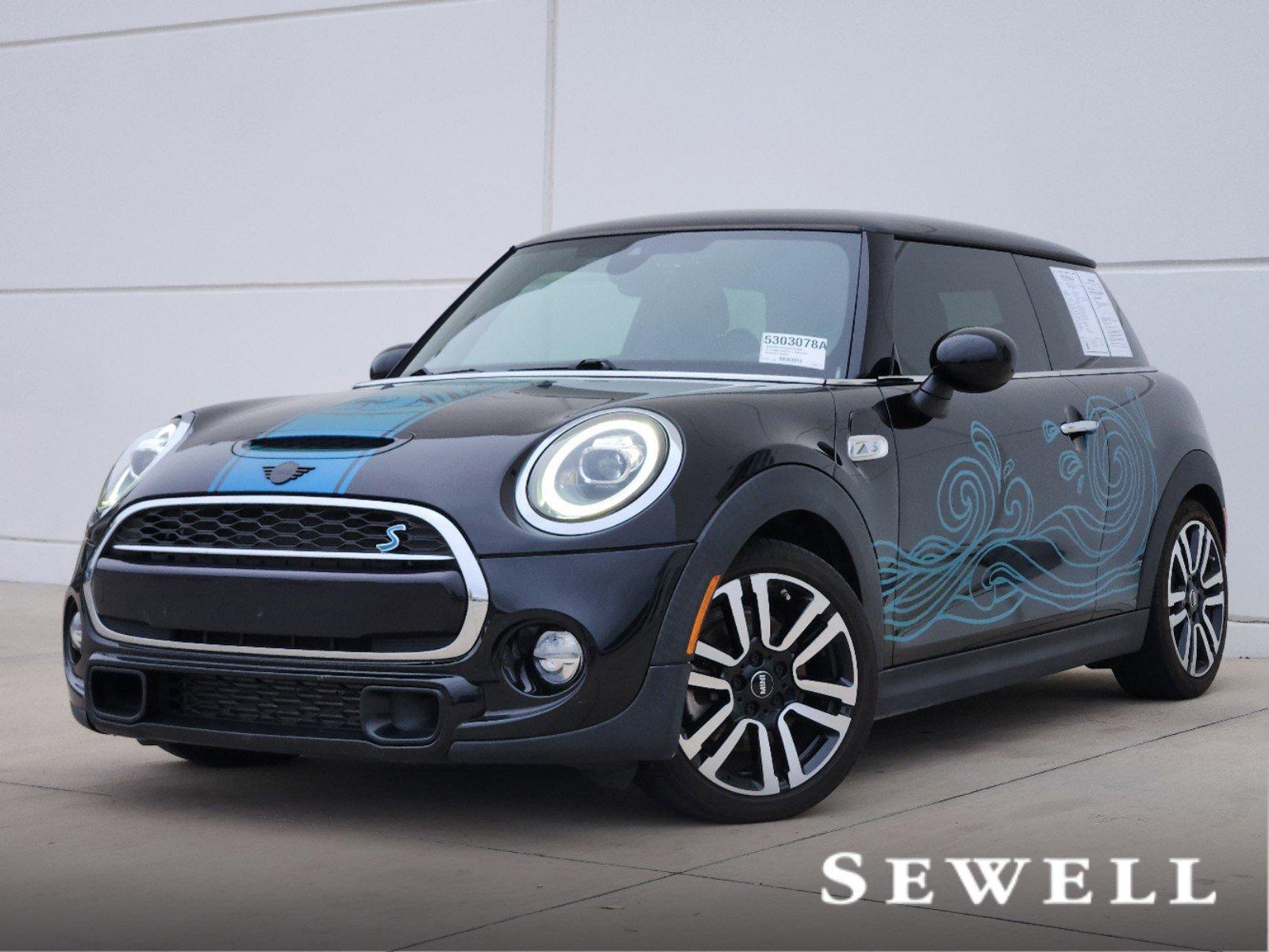 2019 MINI Cooper S Hardtop Vehicle Photo in PLANO, TX 75024