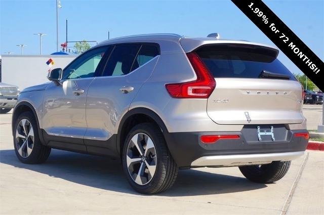 2024 Volvo XC40 Vehicle Photo in Grapevine, TX 76051