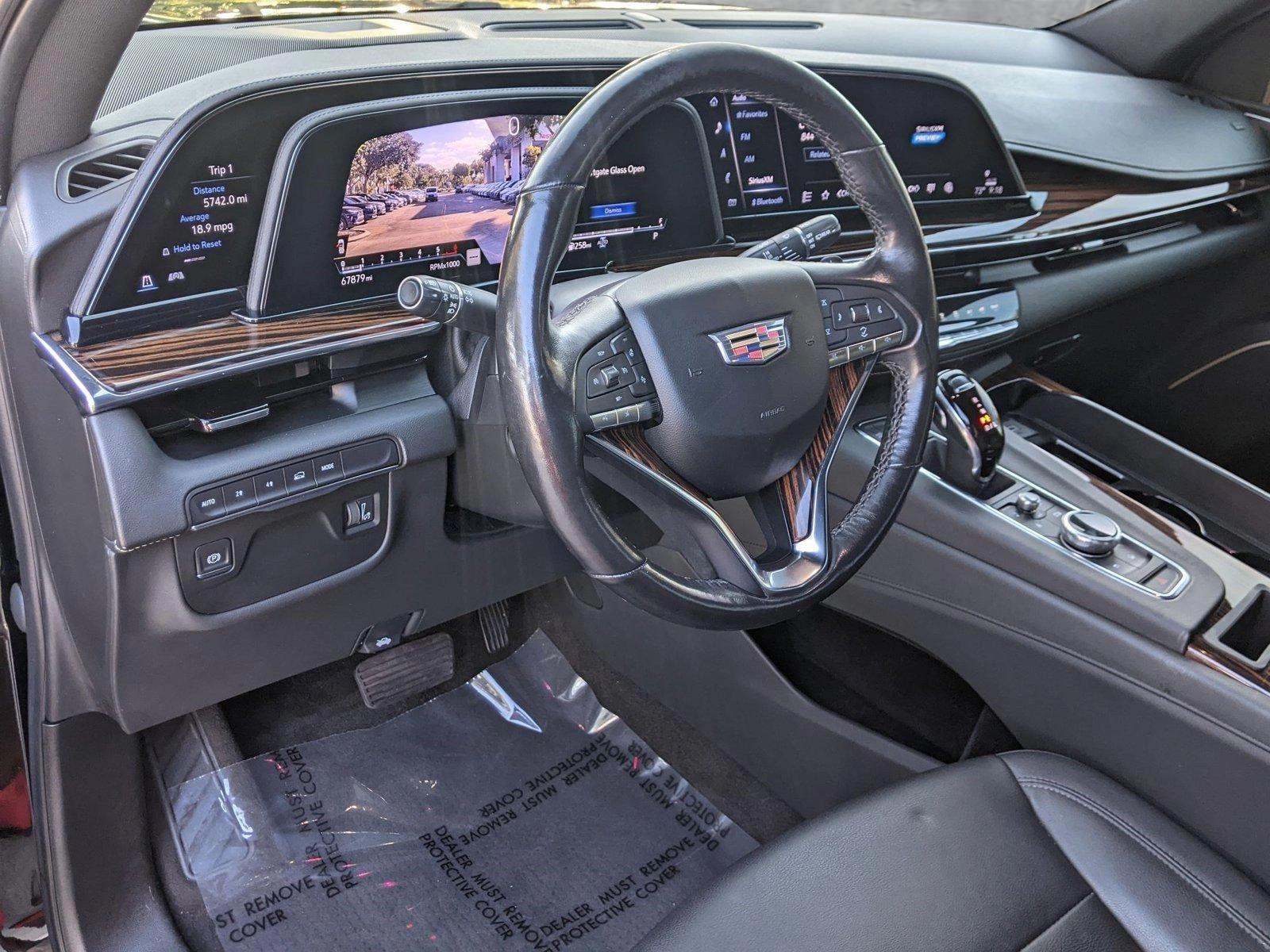 2022 Cadillac Escalade Vehicle Photo in Pembroke Pines , FL 33084