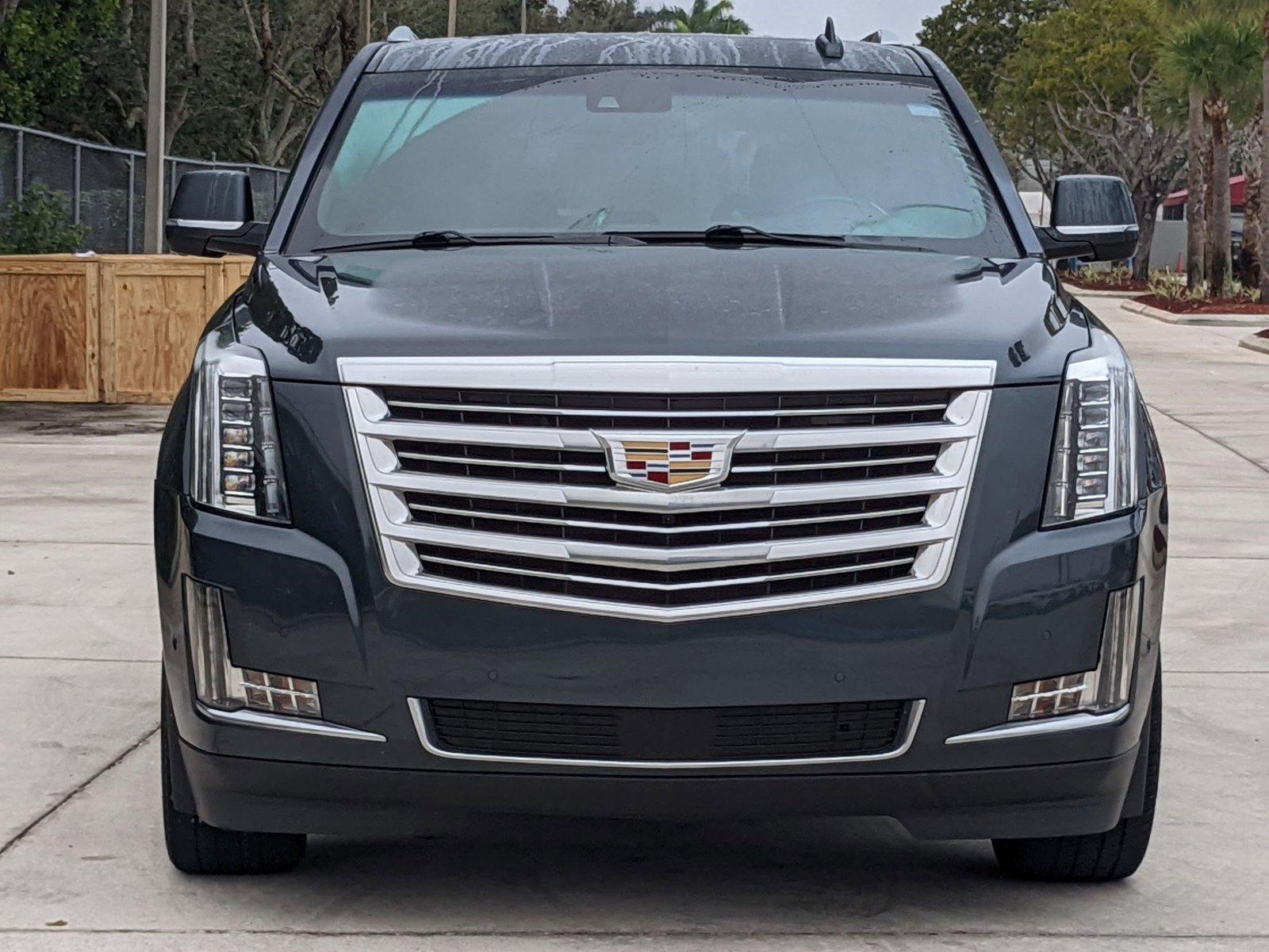 2019 Cadillac Escalade Vehicle Photo in Davie, FL 33331