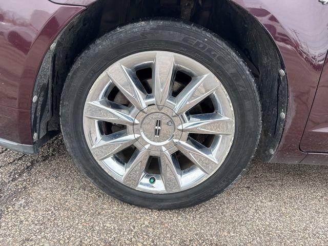 2012 Lincoln MKZ Vehicle Photo in MEDINA, OH 44256-9631