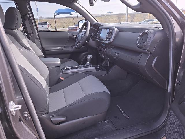 2022 Toyota Tacoma Vehicle Photo in NEDERLAND, TX 77627-8017