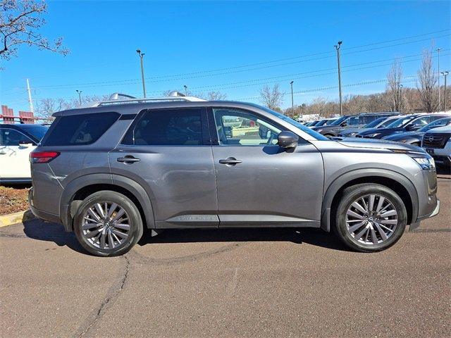 2023 Nissan Pathfinder Vehicle Photo in Willow Grove, PA 19090