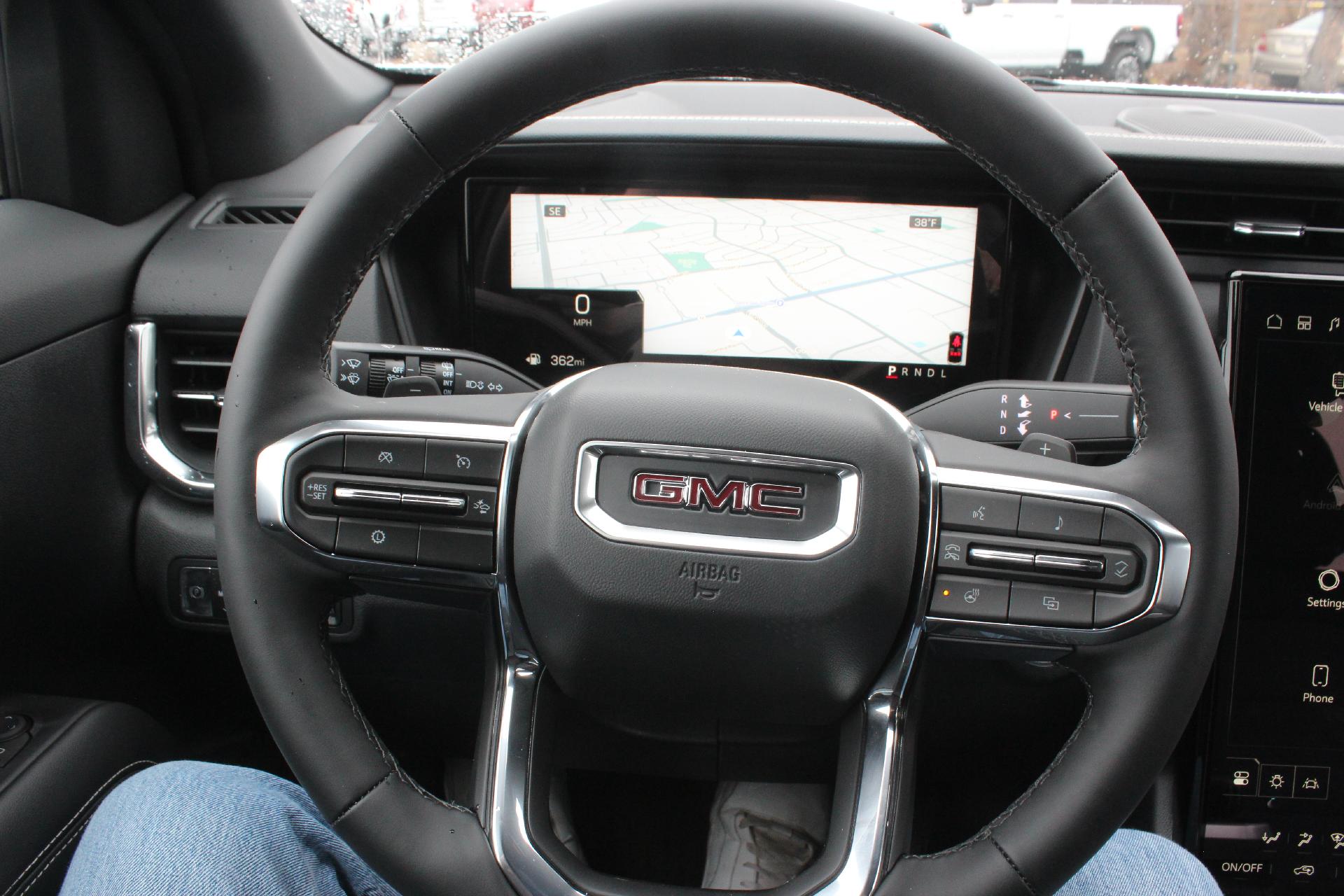 2025 GMC Terrain Vehicle Photo in AURORA, CO 80012-4011