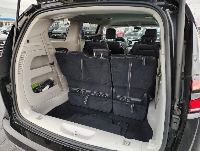 2024 Chrysler Pacifica Vehicle Photo in GREEN BAY, WI 54304-5303