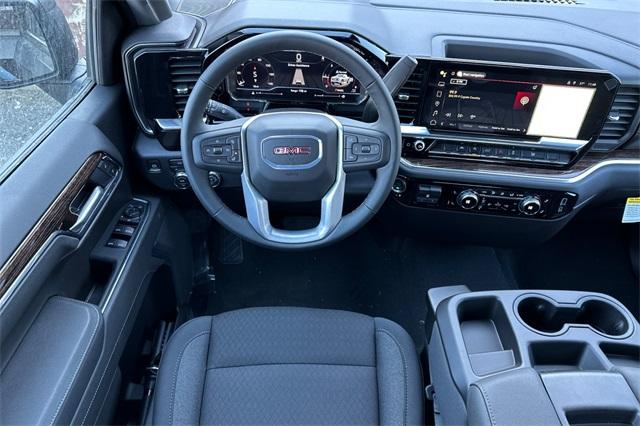 2025 GMC Sierra 1500 Vehicle Photo in ELK GROVE, CA 95757-8703