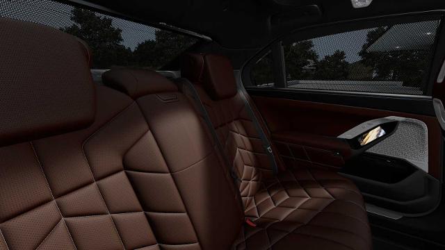 2025 BMW 760i xDrive Vehicle Photo in GRAPEVINE, TX 76051