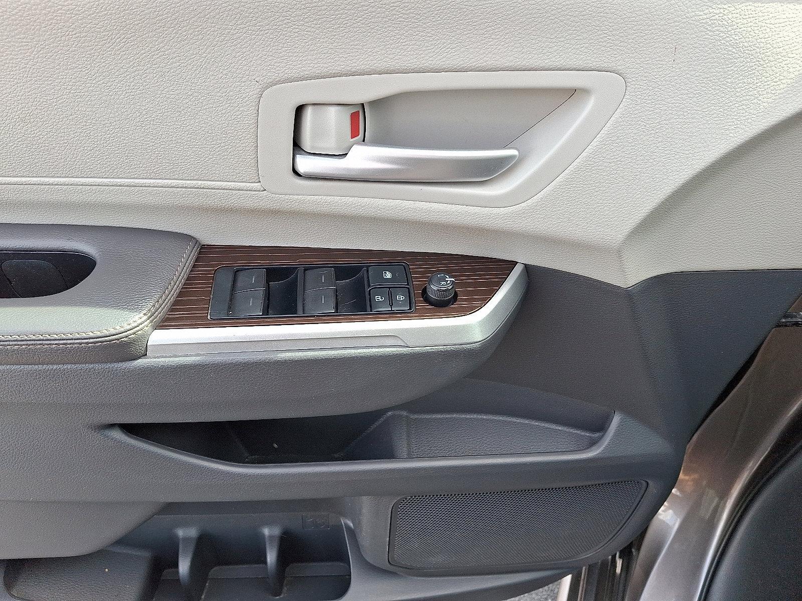 2021 Toyota Sienna Vehicle Photo in Harrisburg, PA 17111