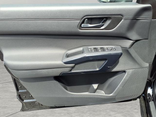 2025 Nissan Pathfinder Vehicle Photo in Oshkosh, WI 54904