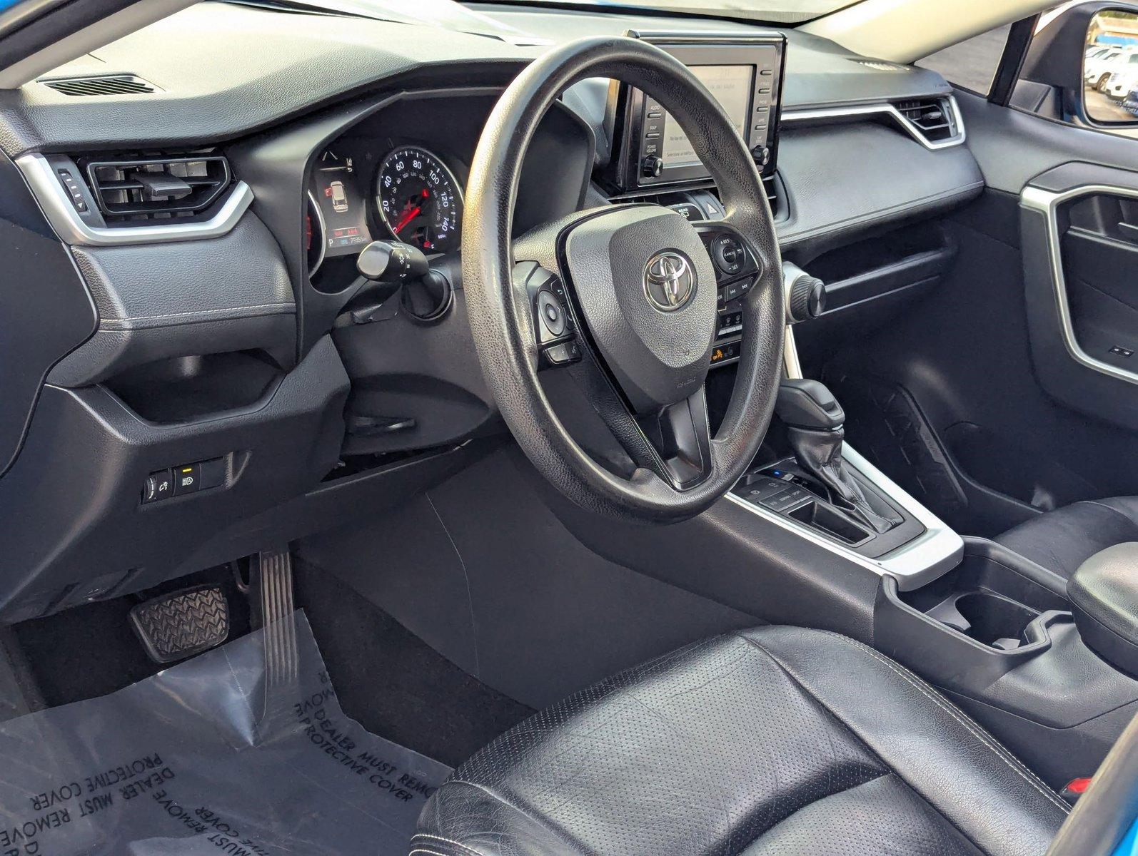 2019 Toyota RAV4 Vehicle Photo in MIAMI, FL 33134-2699