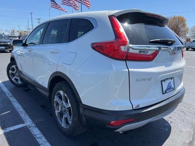 2017 Honda CR-V Vehicle Photo in GREEN BAY, WI 54304-5303