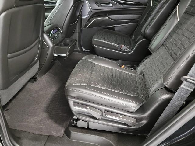 2024 Cadillac Escalade Vehicle Photo in NEENAH, WI 54956-2243